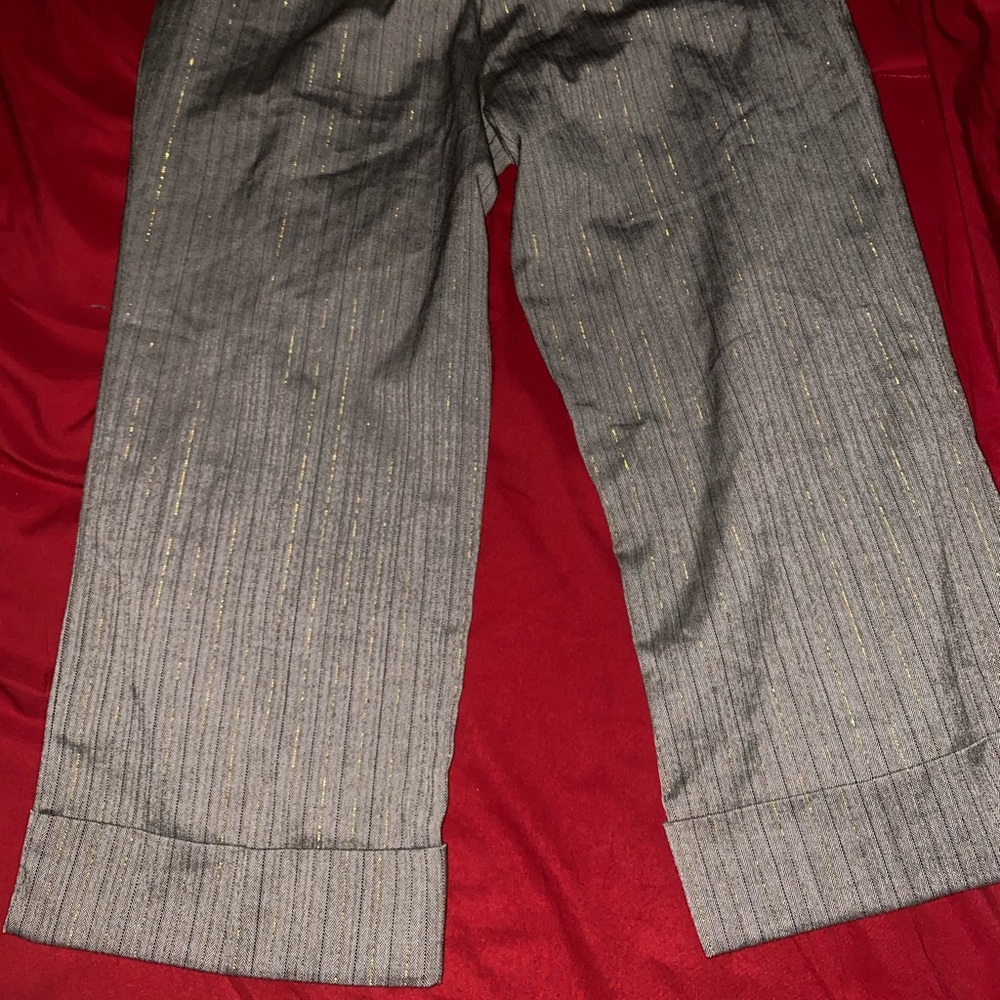 Knee length slacks - Picture 2 of 5